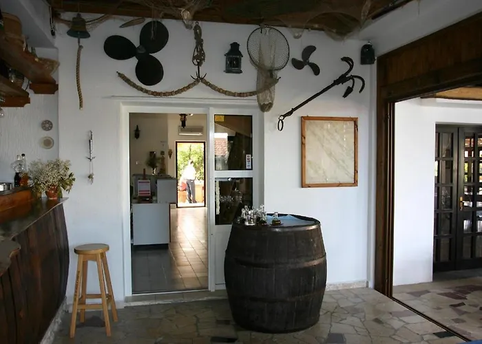 Guest House Frane Pag Town