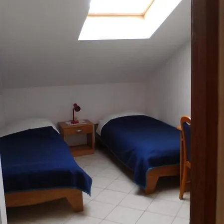 Guest House Frane Pag Town