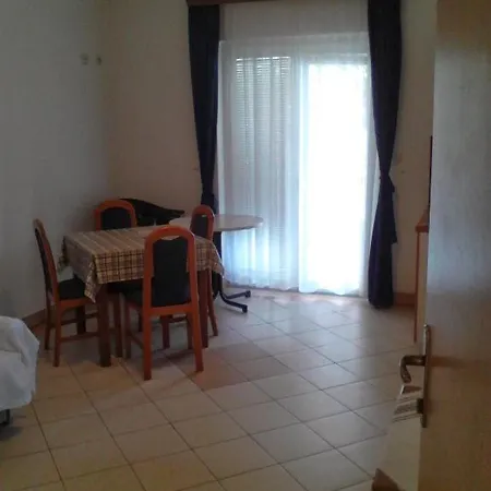 Guest House Frane 3*