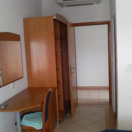 Frane ゲストハウス