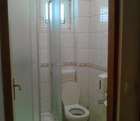 Gostinjska kuća Guest House Frane