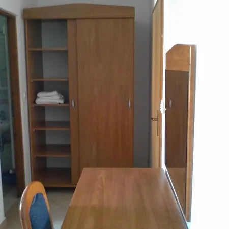 Guest House Frane 3* Pag Town