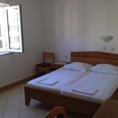 Guest House Frane Gostinjska kuća 3*